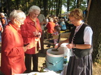 2009 09 26 Backtag mit Erntemarkt  den historischen Landmaschinen und H fechronik 012